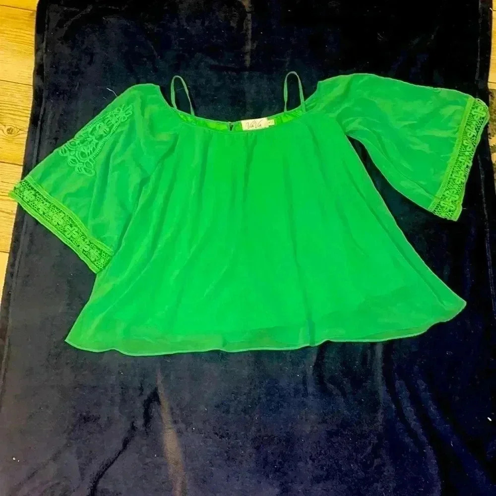 VAVA By Joy Han Blouse